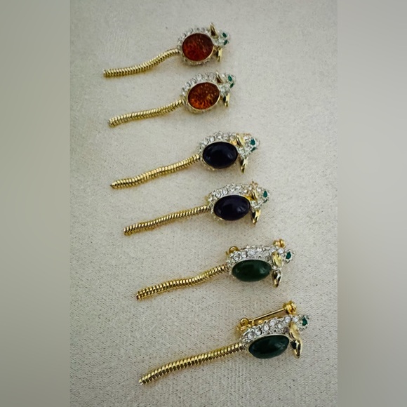 Vintage Mice Cabachon Brooches - Picture 6 of 11